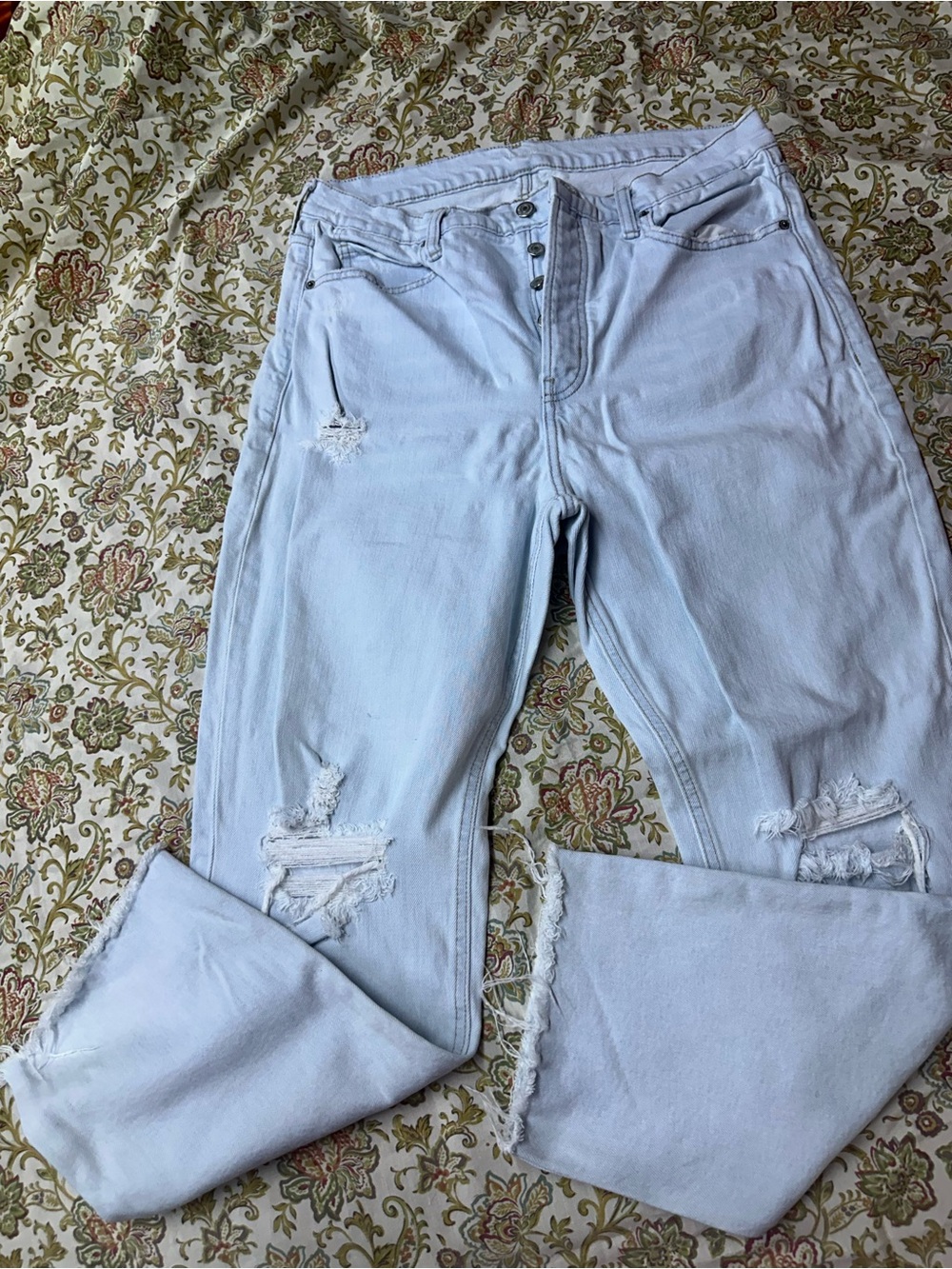 Old Navy Light Blue Distressed Straight-Leg Jeans